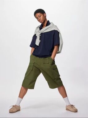 Engineered Garments x GU Cargo Shorts Olive Green